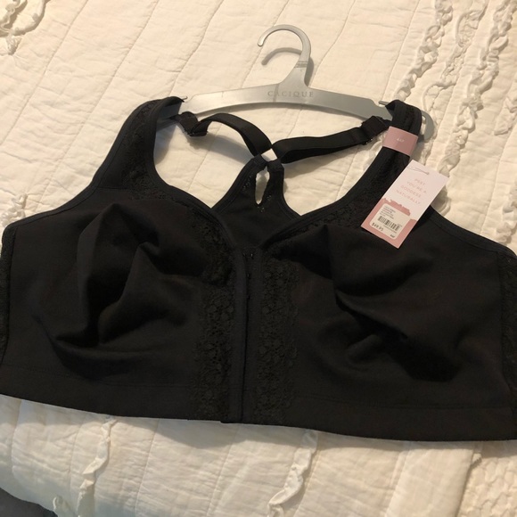 Cacique Other - Cacique bra. Front closure. Cacique Other - Cacique bra. Front closure.
